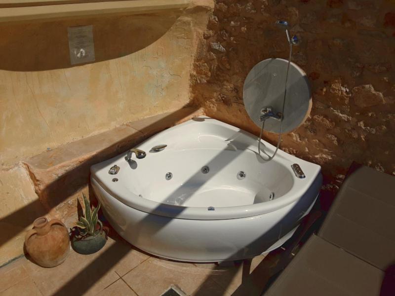 Hamam Oriental Suites Rethymno  Exterior photo
